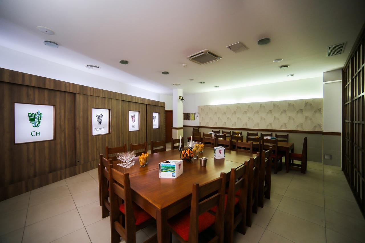Hotel Merlot Opuzen  Esterno foto